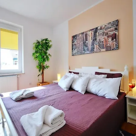 Comfortable Close To The ウストロニエ・モルスキエ